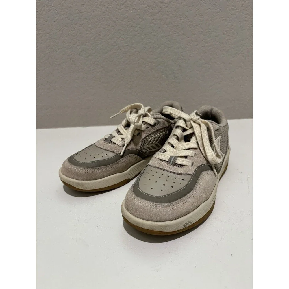 Cariuma excellent preowned